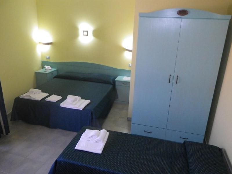 Hotel Costa Antiga Castelsardo Buitenkant foto